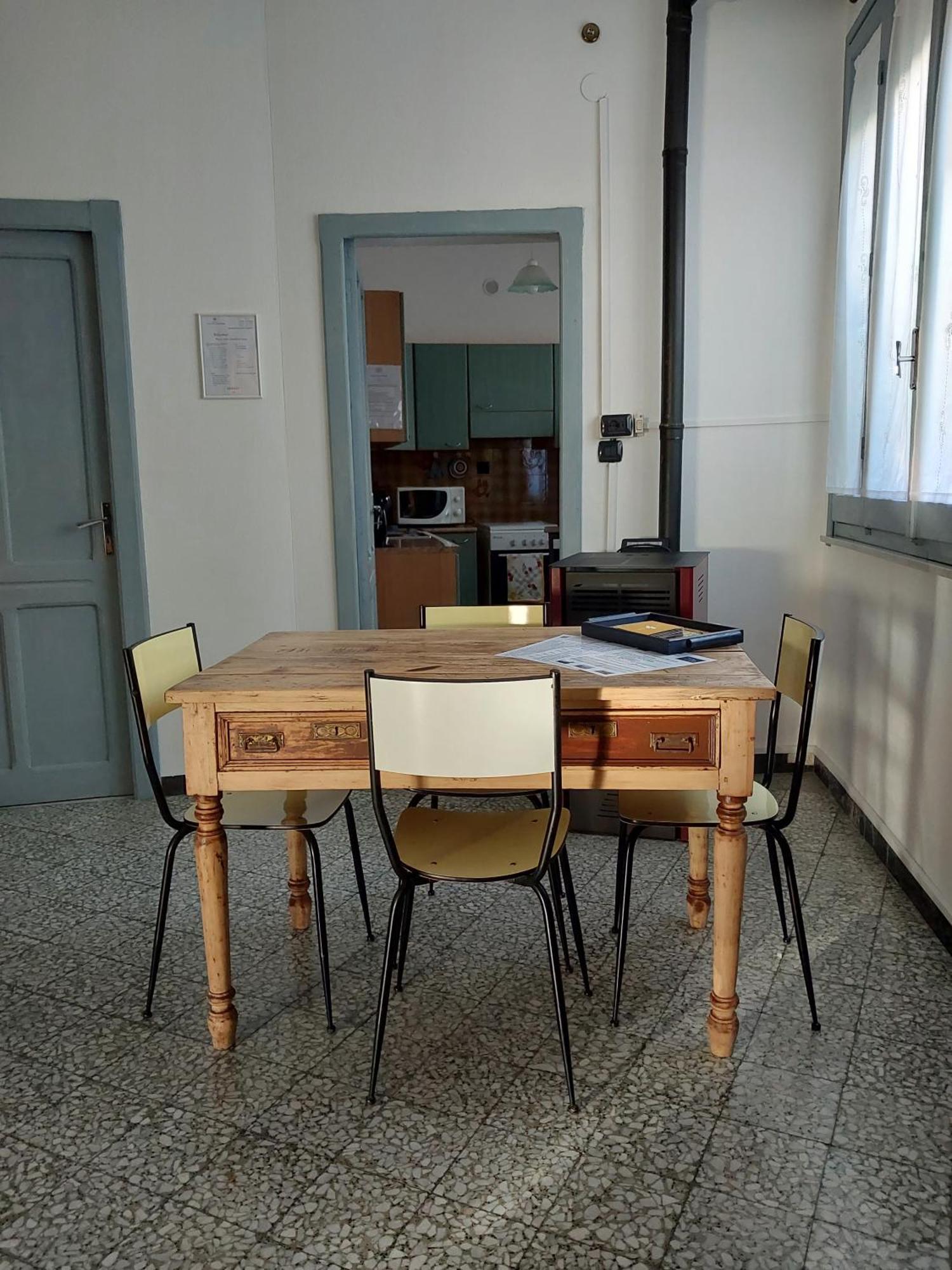 Casa Vacanze Zarinu Orgosolo Buitenkant foto