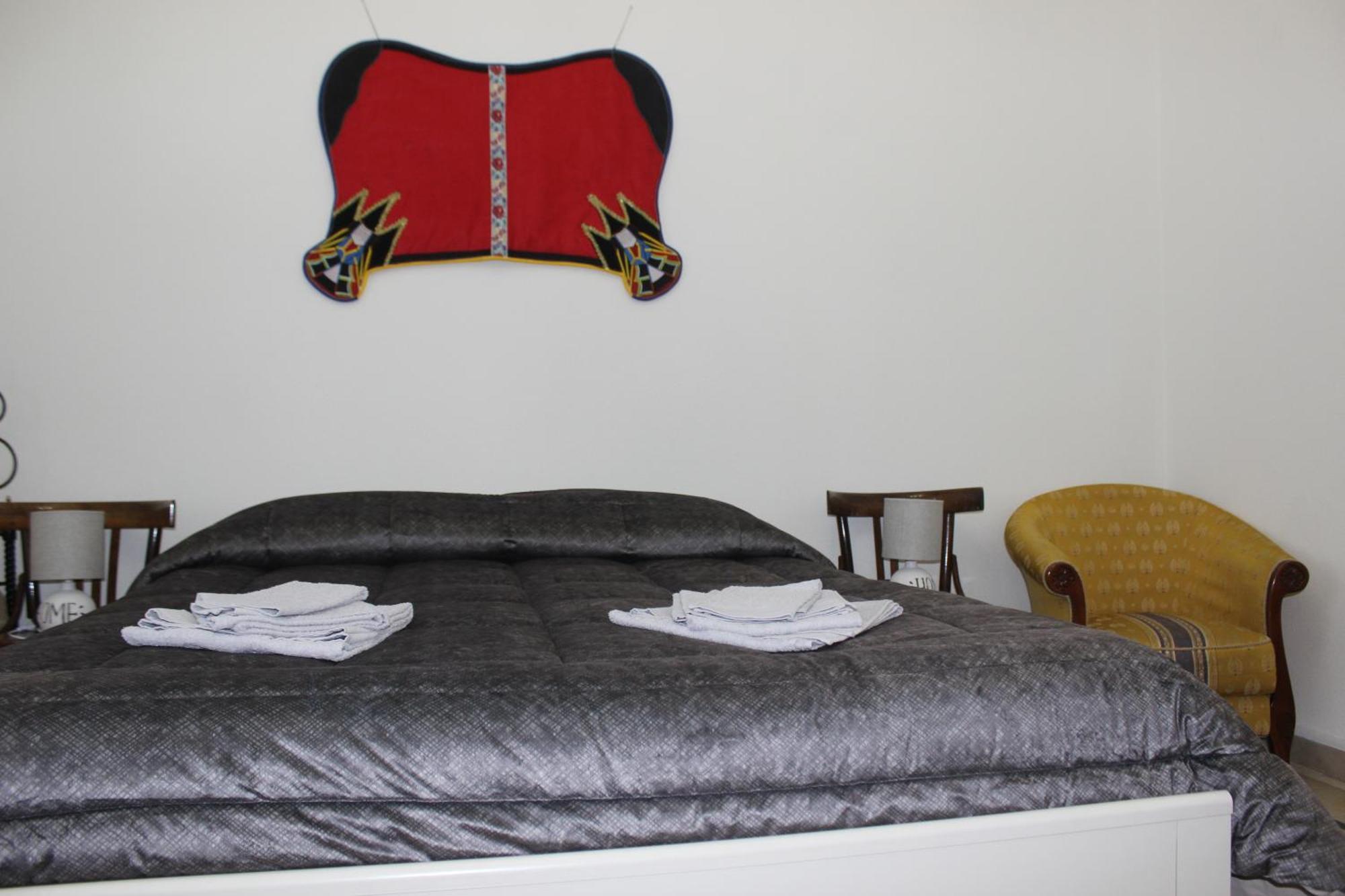 Casa Vacanze Zarinu Orgosolo Buitenkant foto